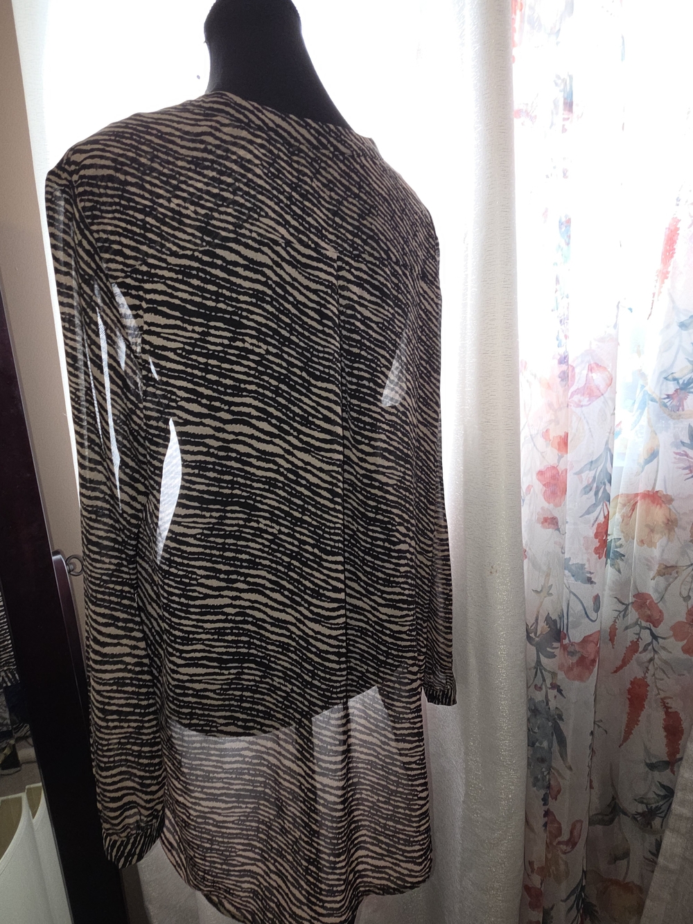 cleo Black and Cream Zebra-Print Button Front Blouse - Picture 5 of 9